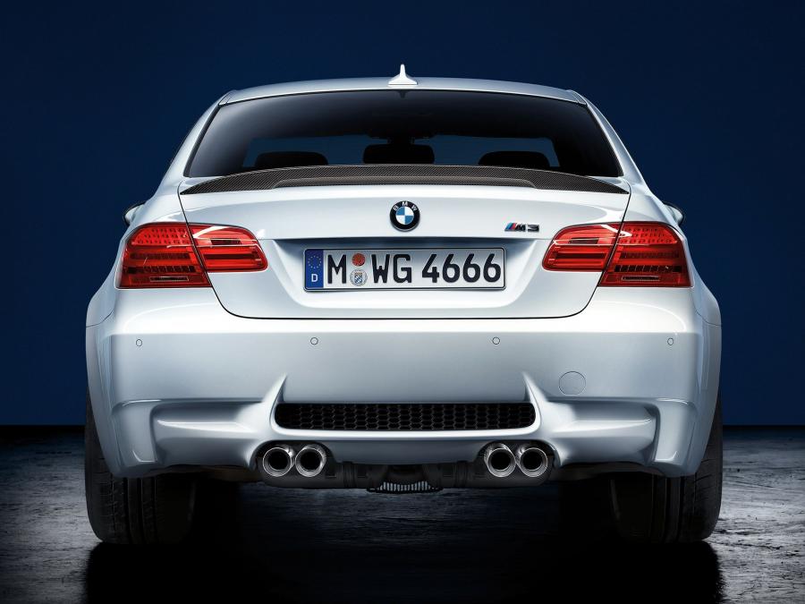  BMW M3 Coupe Performance Accessories (E92) 2011 года  (фото 3 из 5)